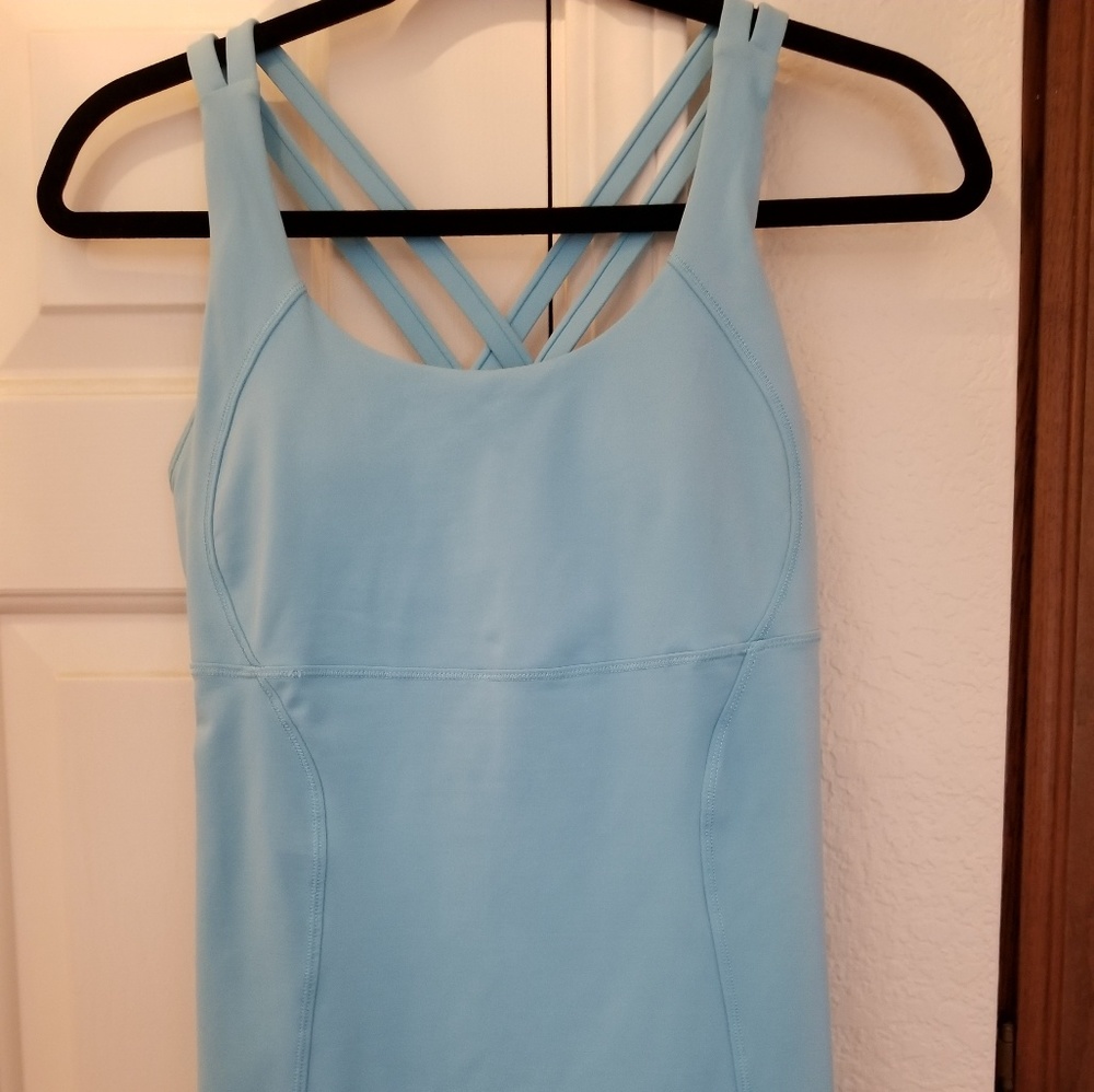 Lululemon top